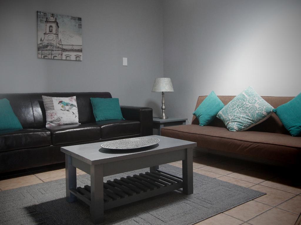 Smithland Guest Apartments Cape Town Bellville Exterior photo