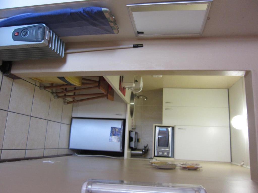 Smithland Guest Apartments Cape Town Bellville Room photo
