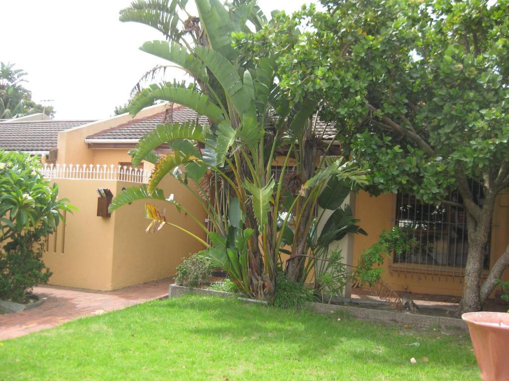 Smithland Guest Apartments Cape Town Bellville Room photo