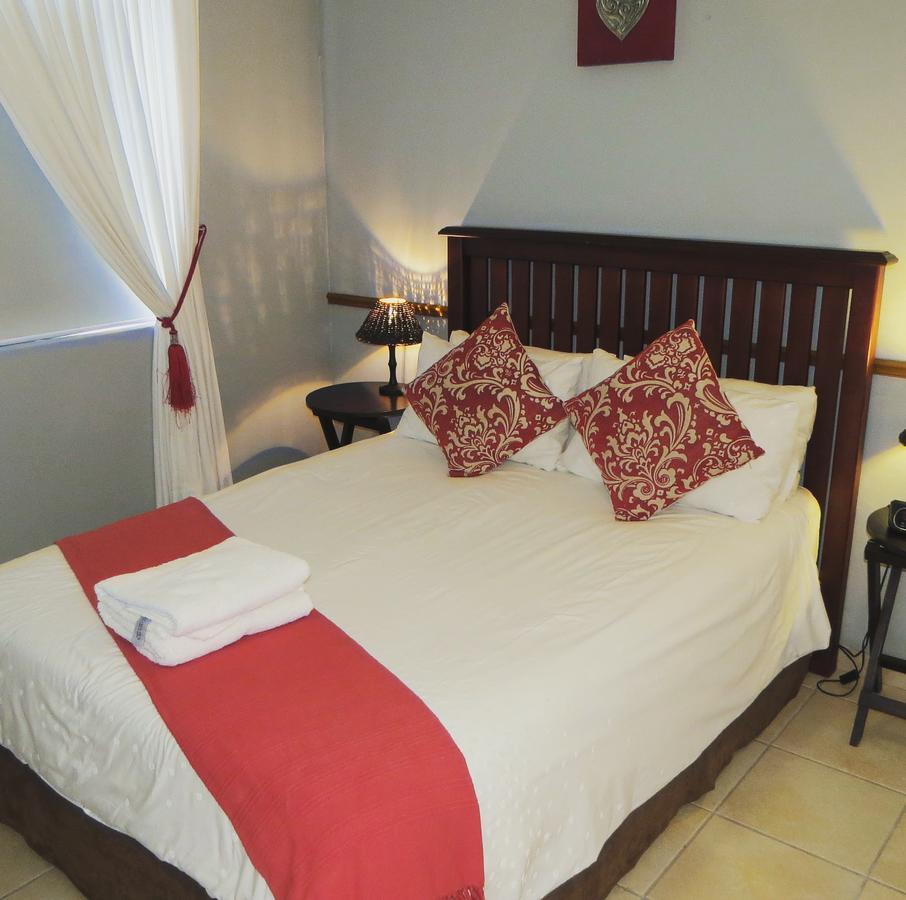 Smithland Guest Apartments Cape Town Bellville Exterior photo