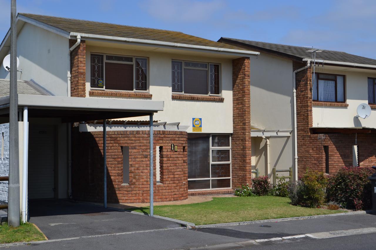 Smithland Guest Apartments Cape Town Bellville Exterior photo