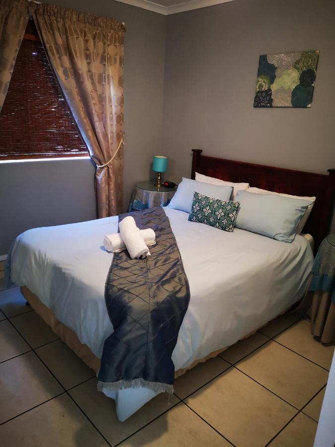 Smithland Guest Apartments Cape Town Bellville Exterior photo